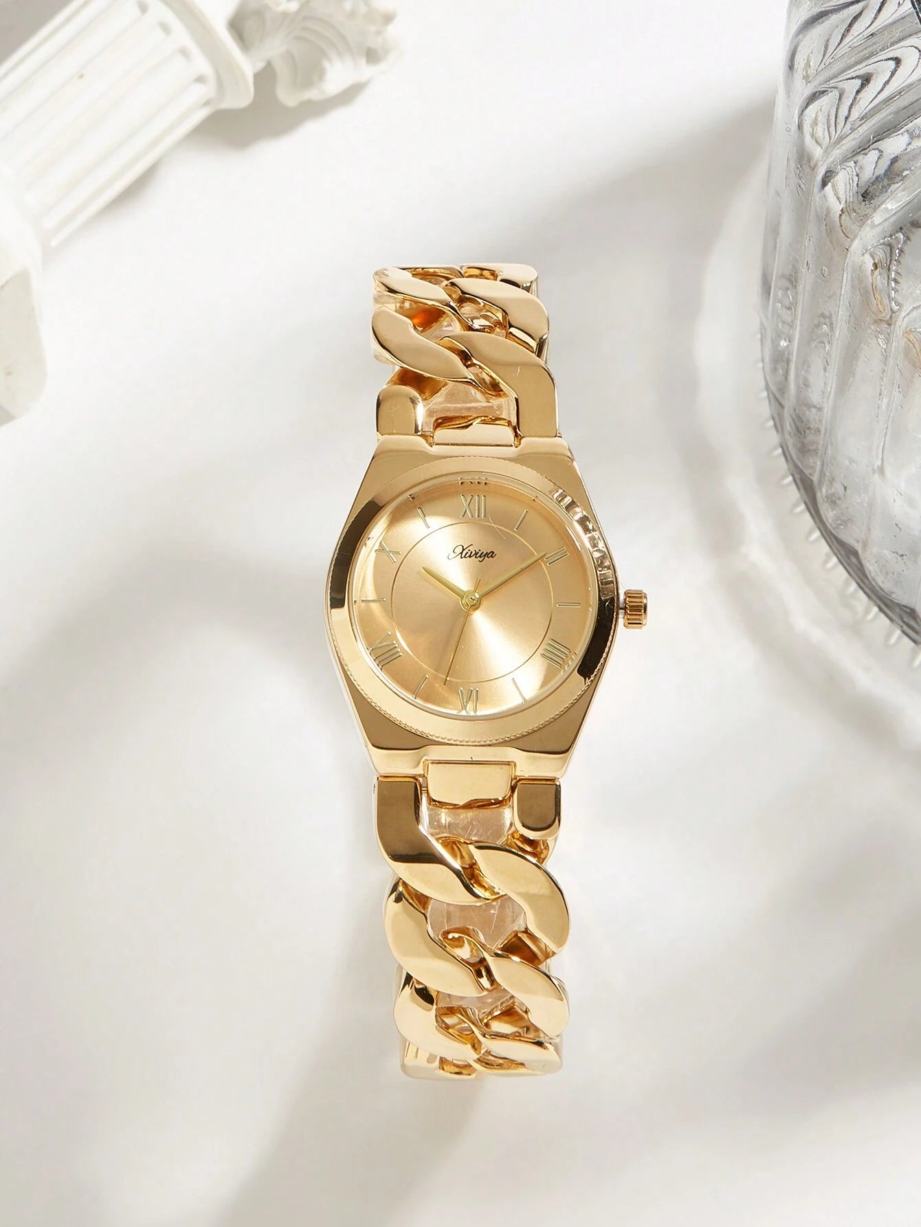 1pc Women's Gold Minimalist Link Adjustable Quartz Watch