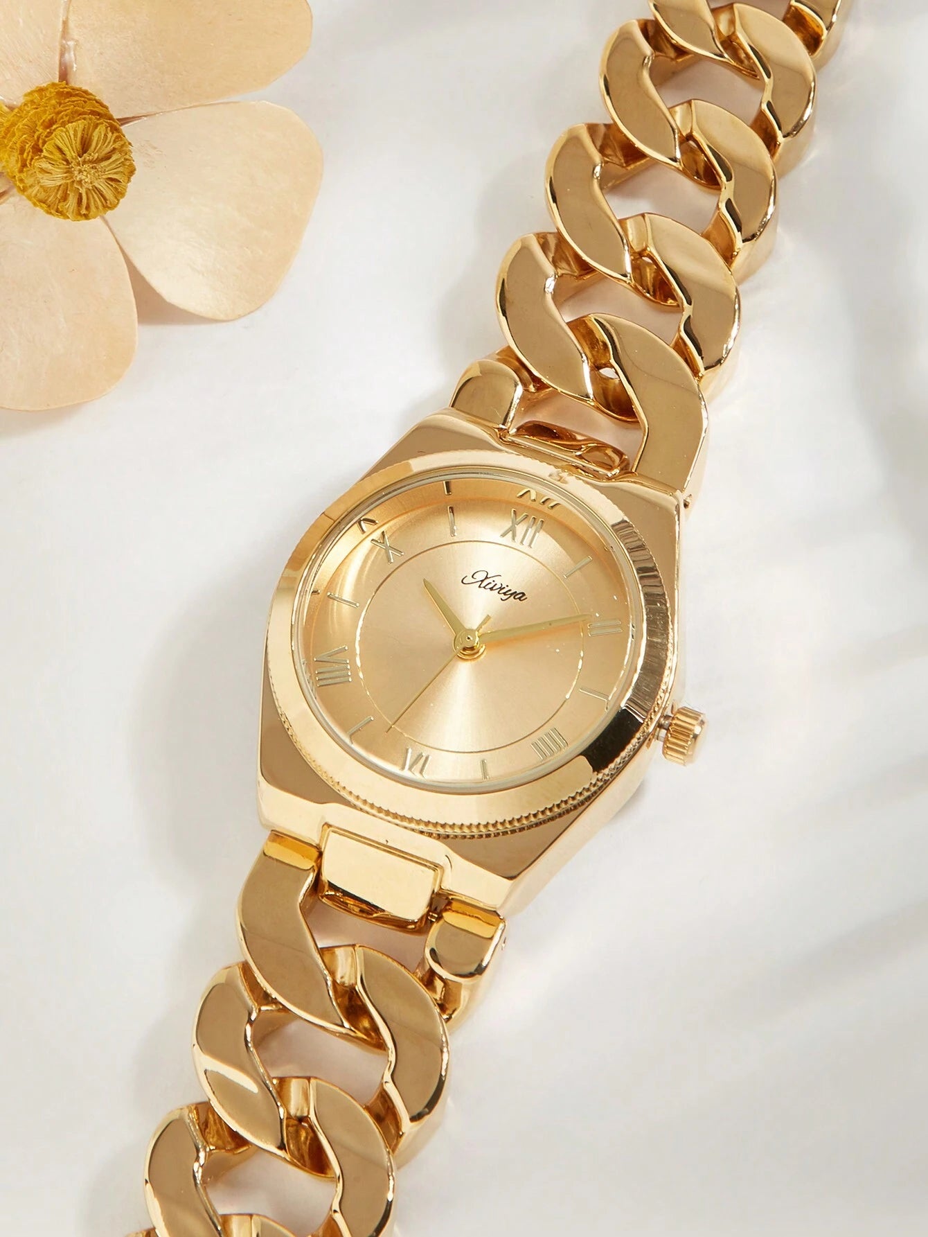 1pc Women's Gold Minimalist Link Adjustable Quartz Watch