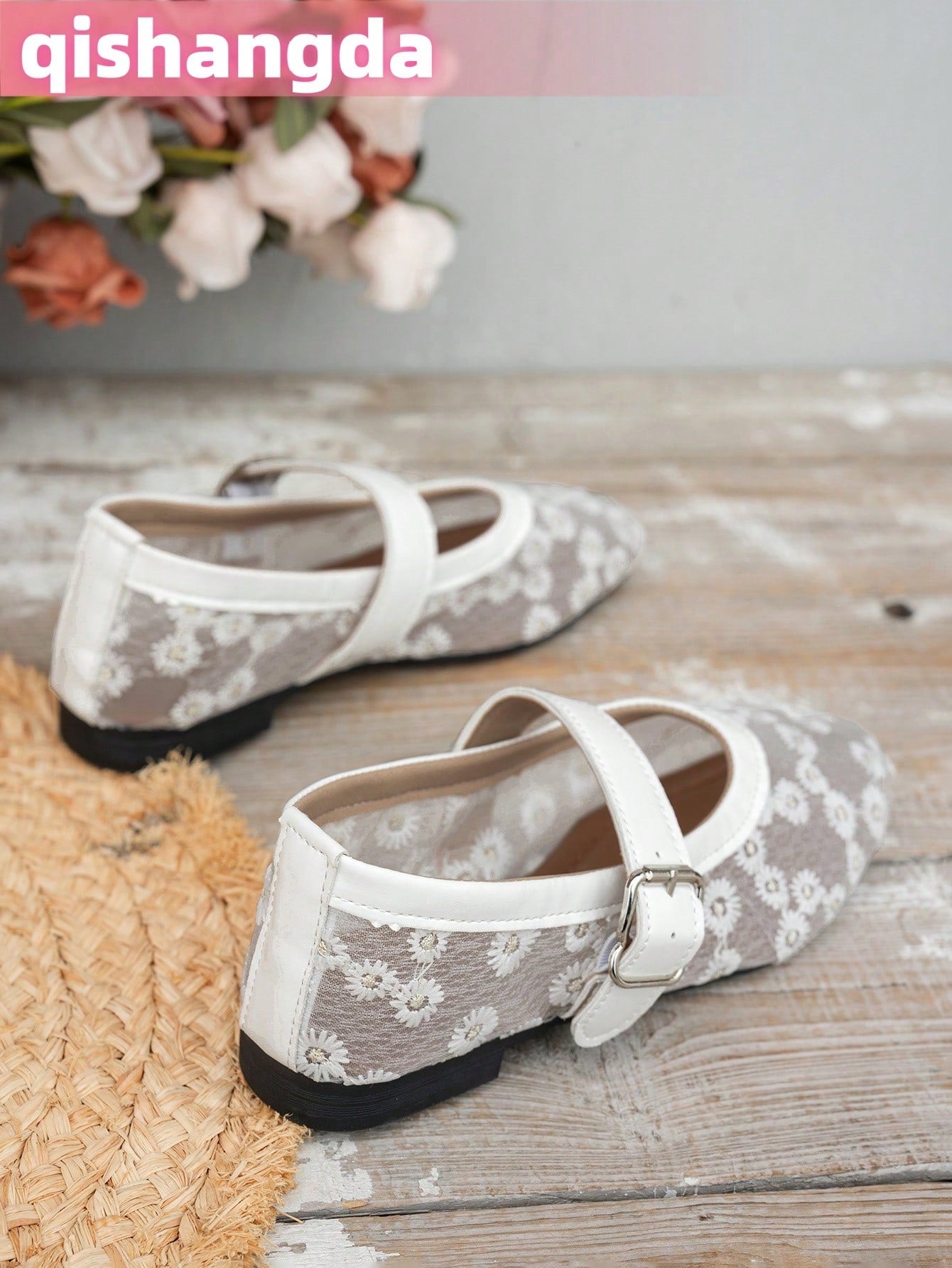 Round Toe Synthetic Mesh Breathable Sandals