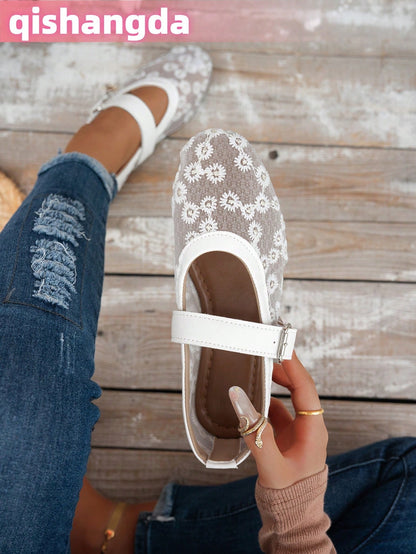 Round Toe Synthetic Mesh Breathable Sandals