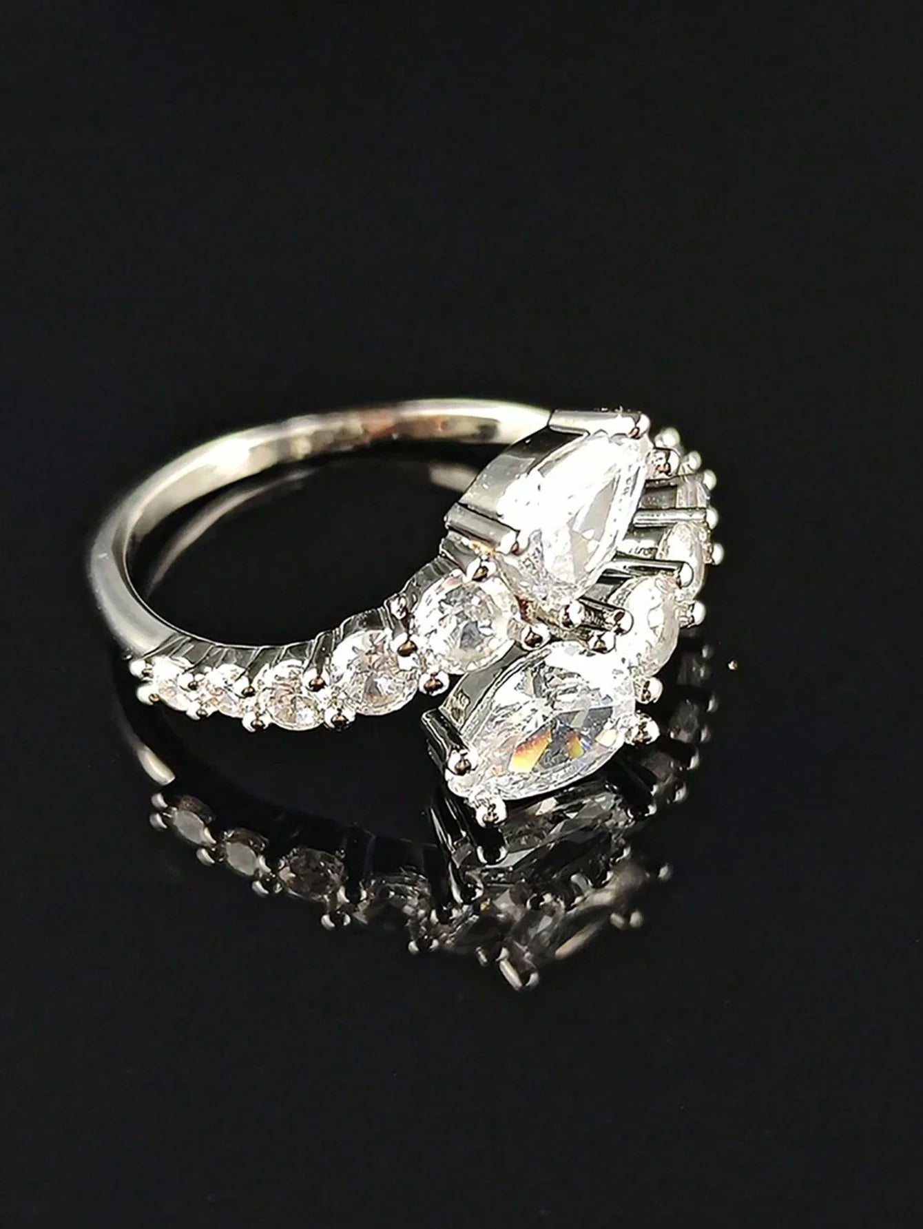 Water Drop & Round Cut Cubic Zirconia Snake Ring shein