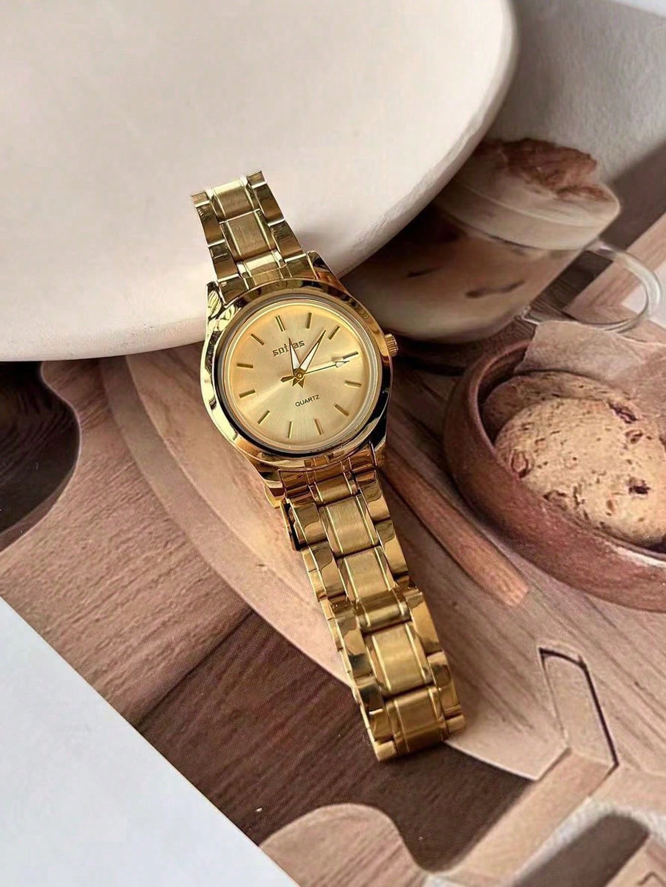 Simple And Atmospheric Women's Watch Korean Version