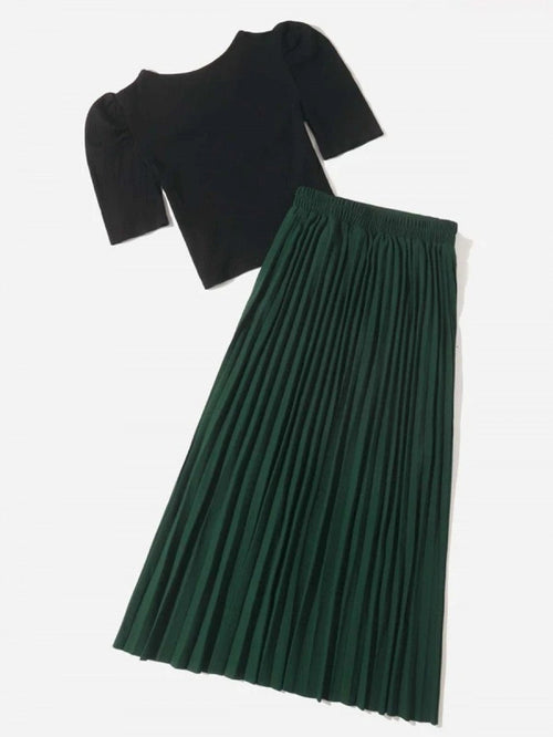 Solid Rib Knit Crop Tee & Pleated Skirt Shein