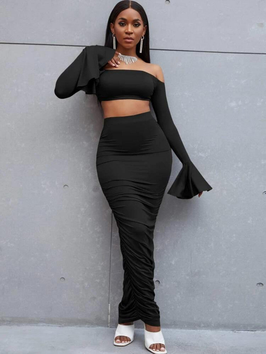 SXY Off Shoulder Flounce Sleeve Crop Top With Ruched Pencil Skirt Shein