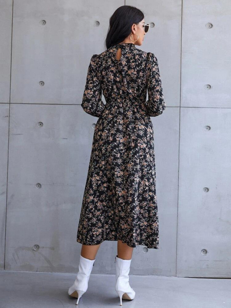 Floral Print Shirred Cuff Dress Shein