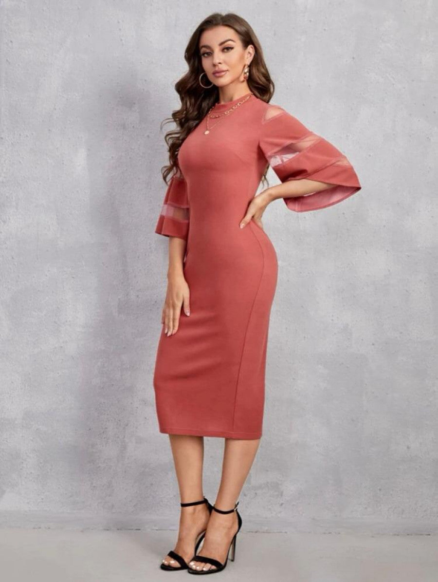 Solid Contrast Mesh Sleeve Split Hem Fitted Dress Shein