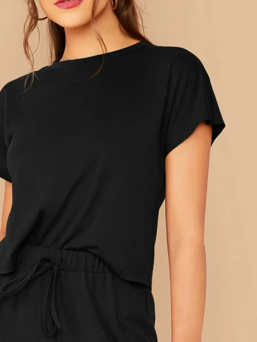 Solid Boxy Tee & Drawstring Ankle-Cut Pants Set Shein