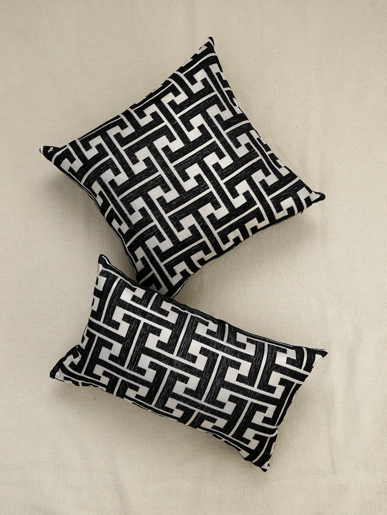 1pc Geometric Pattern Cushion Cover Shein