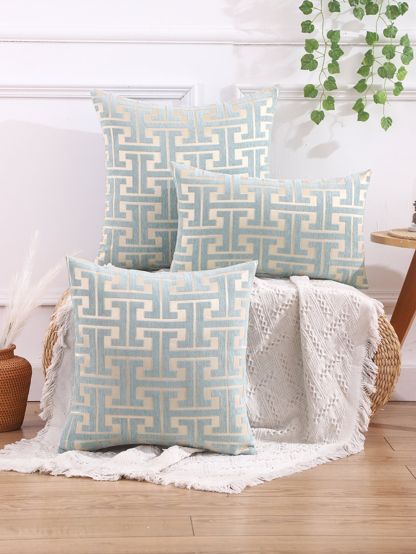 1pc Geometric Pattern Cushion Cover Shein