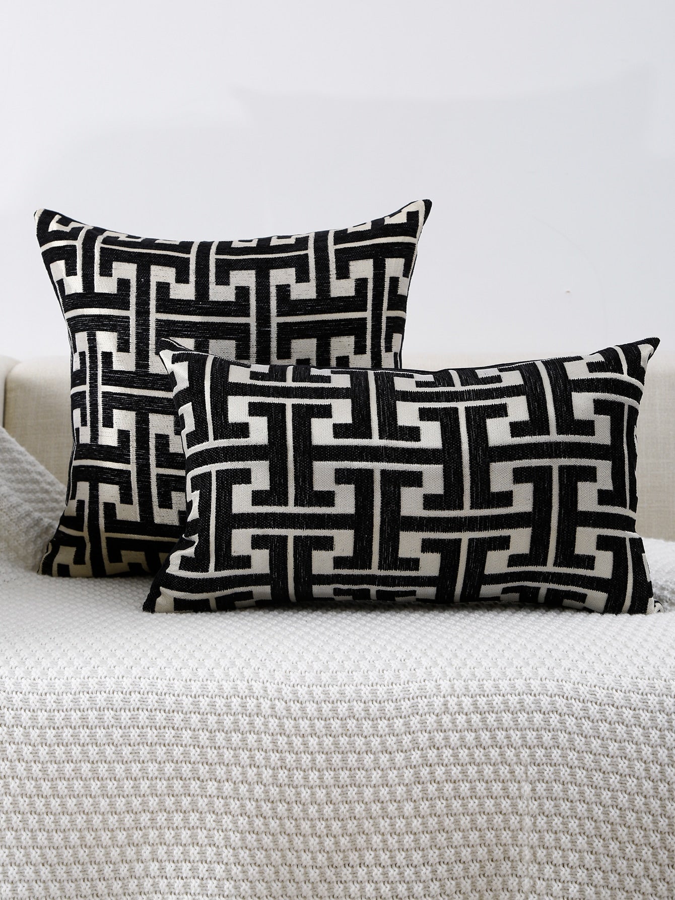 1pc Geometric Pattern Cushion Cover Shein