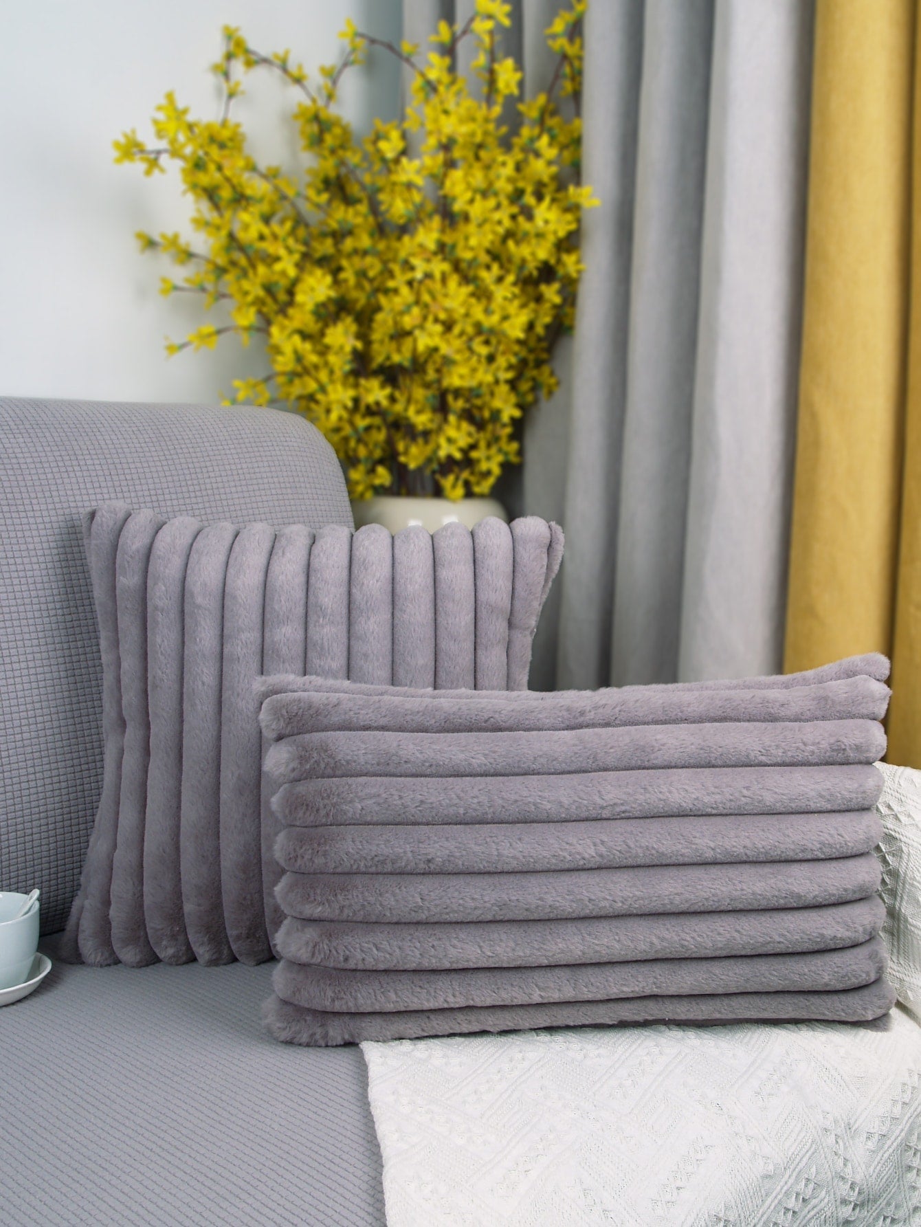 1pc Solid Color Cushion Cover Shein