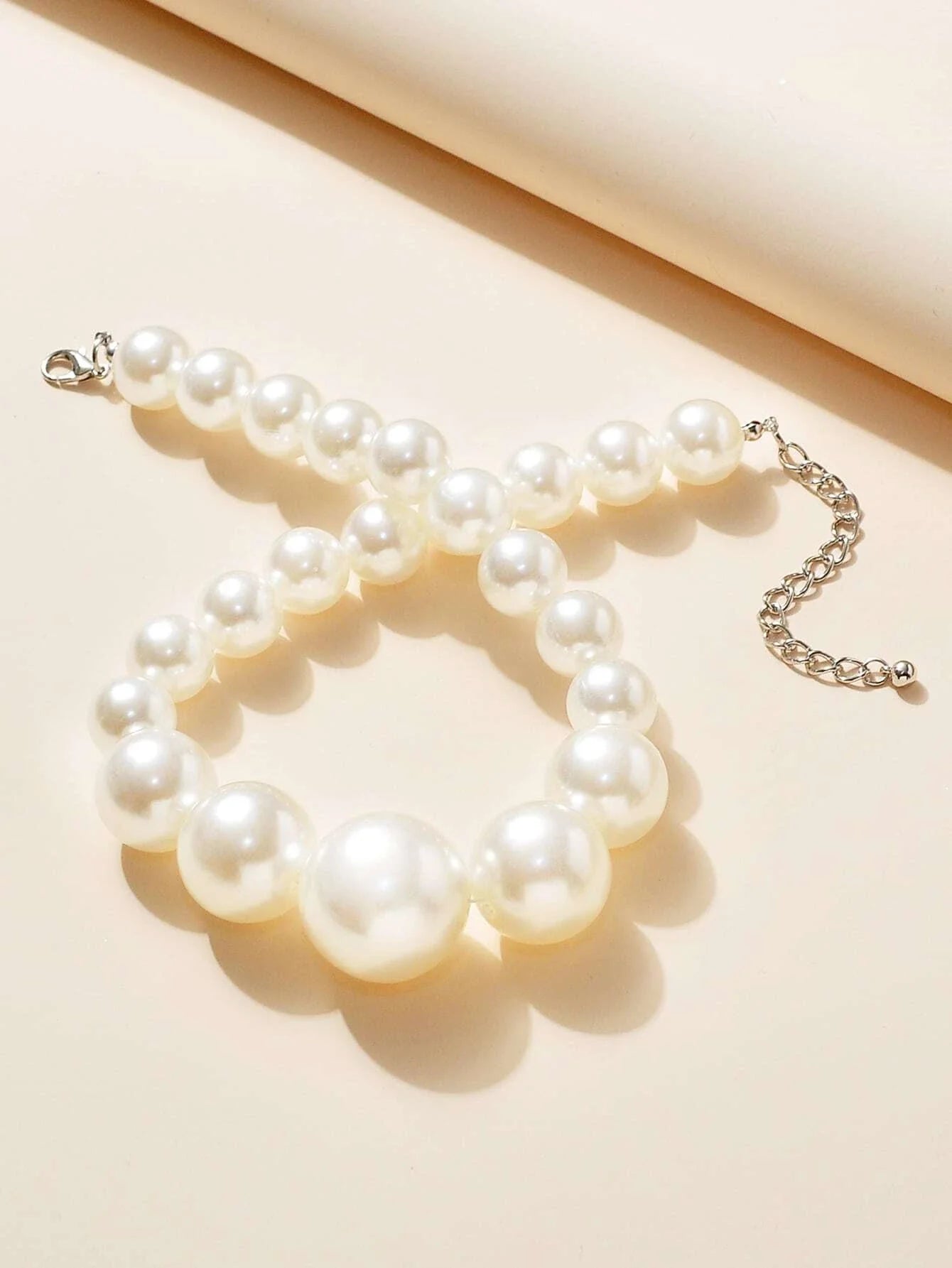 Faux Pearl Beaded Necklace Shein