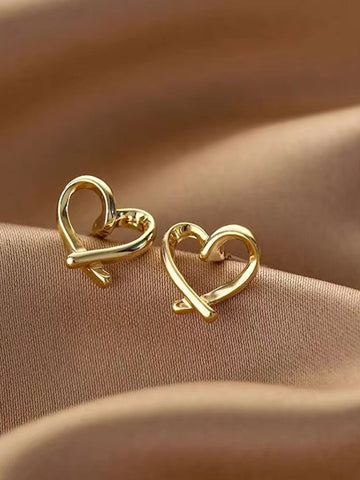 Heart Design Stud Earrings Shein