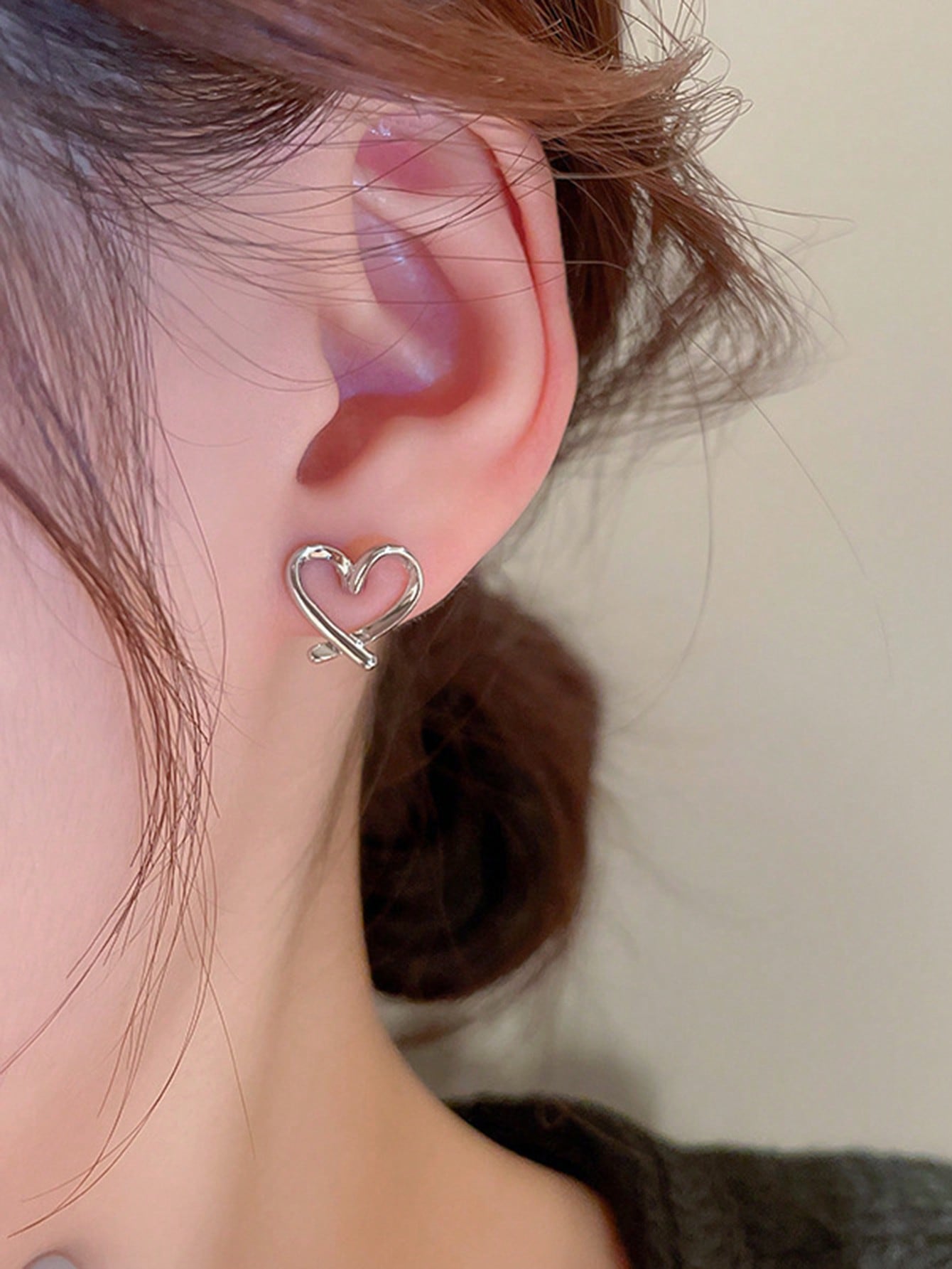 Heart Design Stud Earrings Shein