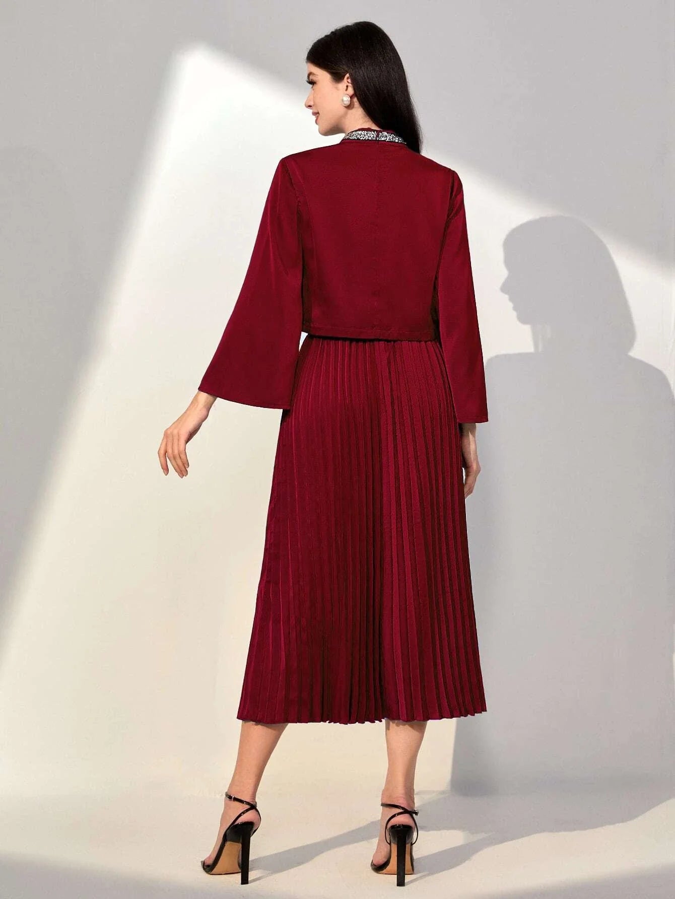 Modely Mock Neck Trumpet Sleeve Top & Pleated Skirt Shein