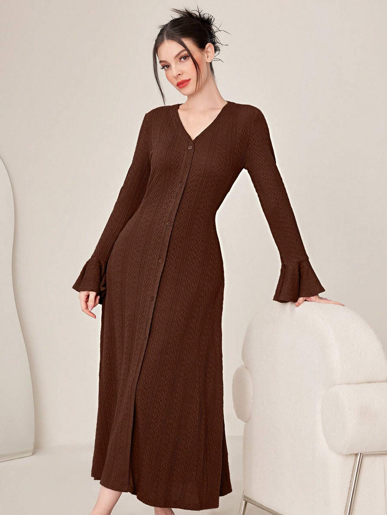 Modely Solid Color Women's Bell Sleeve Dress Shein