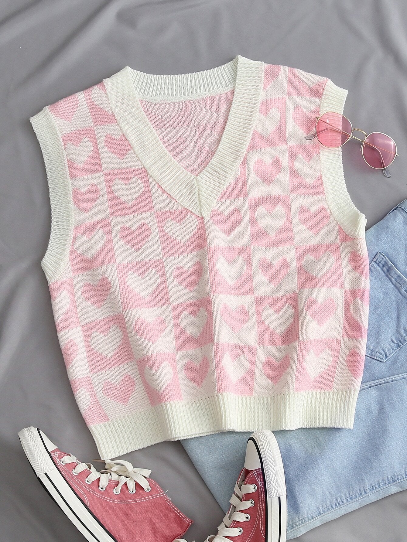 Qutie Heart & Checker Pattern Sweater Vest Shein