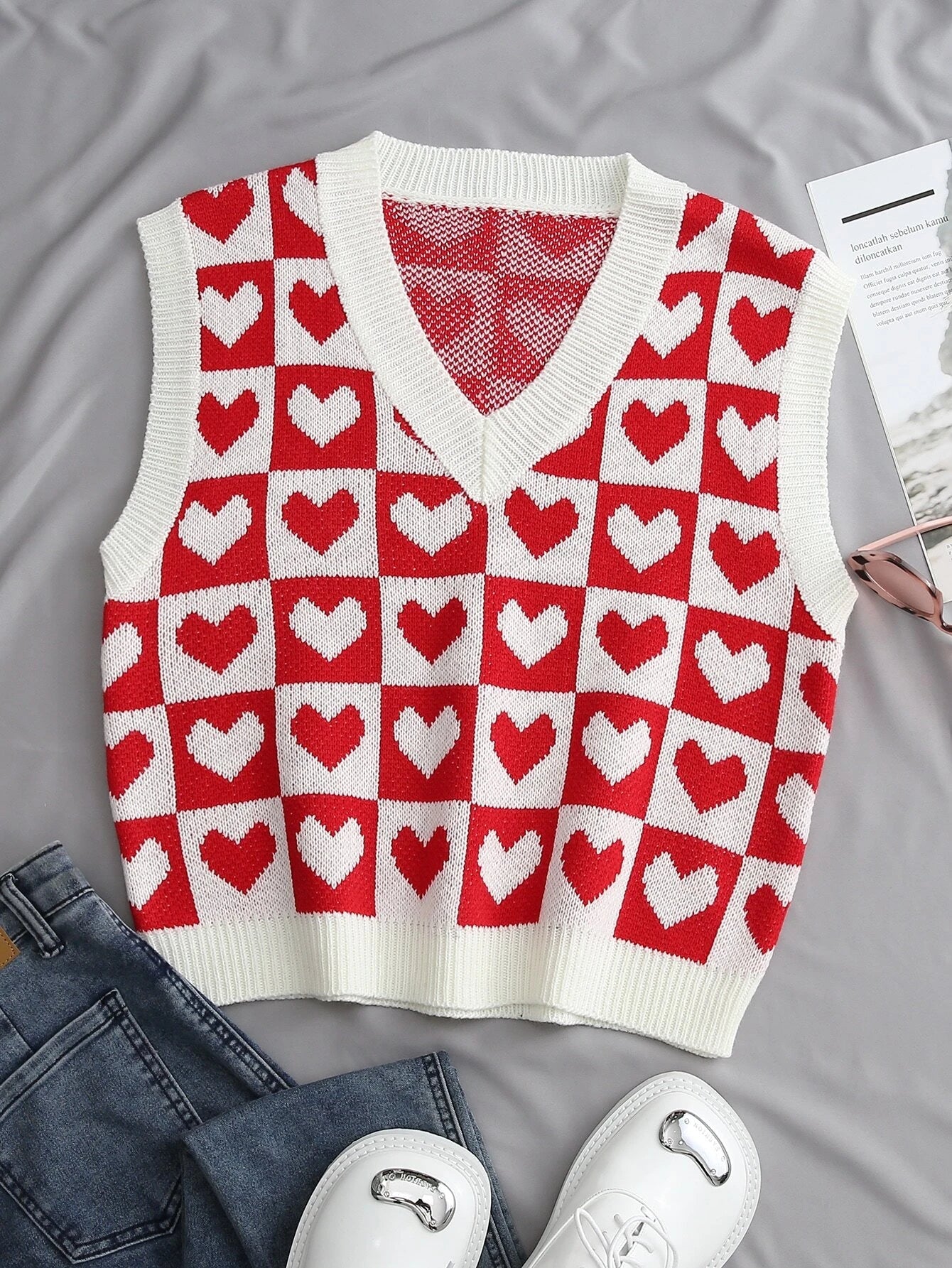 Qutie Heart & Checker Pattern Sweater Vest Shein